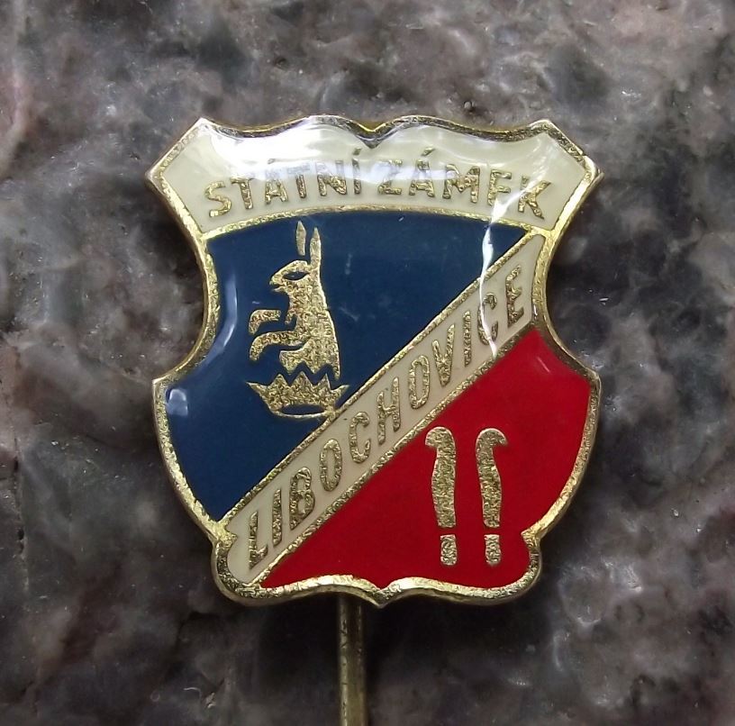 Libochovice Libochowitz Rabbit Hare Heraldic Crest Palace Souvenier Pin Badge - Badgecrazy