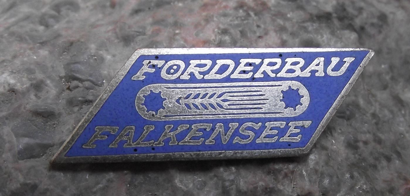VEB Landmaschinenbau Forderbau Falkensee Metal Agricultural Farming Machines Pin - Badgecrazy