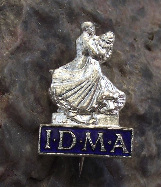 1960s International Dancing Masters Association IDMA Dance Ballroom Pin Badge - Badgecrazy