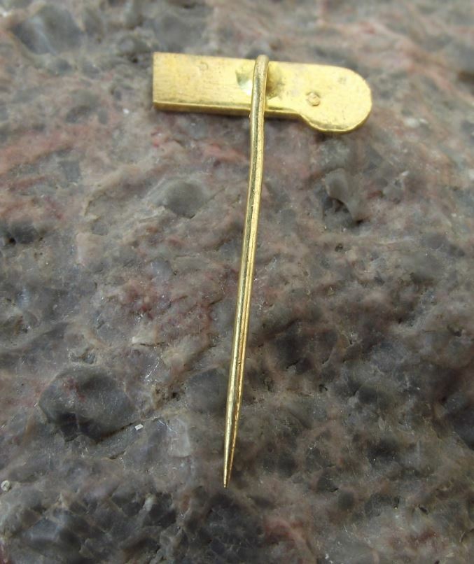 Vintage Skoda Cars Logo Winged Arrow Logo Vehicle Motor Car Pin Badge - Badgecrazy