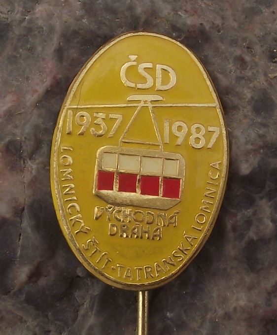 1987 Czech South Eastern Rail System CSD Mountain Cable Car Lomnice Pin Badge - Badgecrazy
