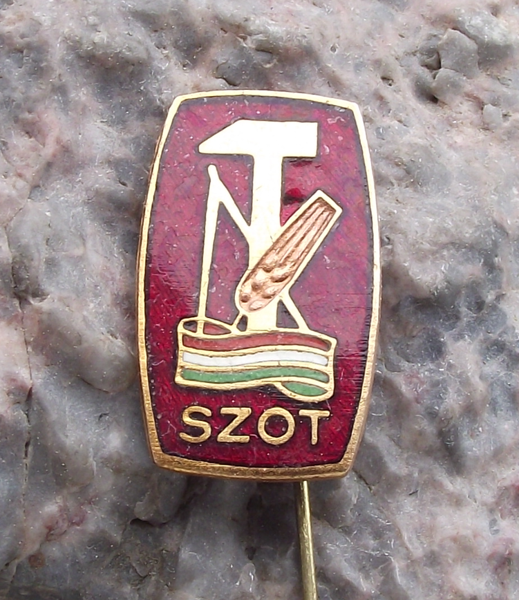 Vintage SZOT National Trade Union Council Hungary Membership Pin Badge - Badgecrazy