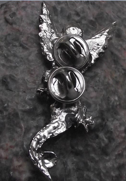 Silver Classic Dragon Flying with Plastic Jewel Treasure Brooch Pin Badge - Badgecrazy