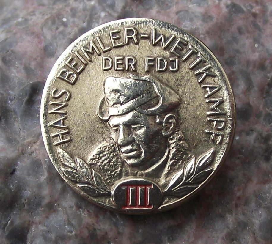 FDJ Freie Deutsche Jugend Hans Beimler DDR Germany Youth Award Grade 3 Pin Badge - Badgecrazy
