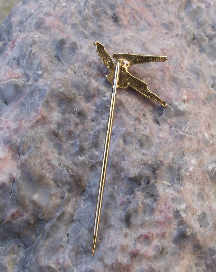 Vintage SAA South African Airlines Antelope Flying Deer Logo Aviation Pin Badge - Badgecrazy