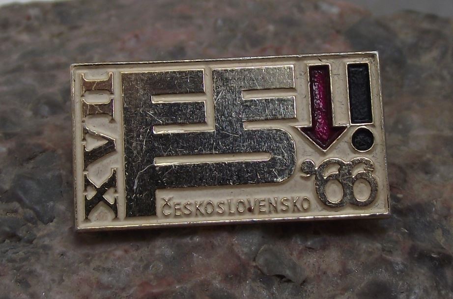 1966 FFP Czech Filmovy Exhibition 17th Communist Workers Film Festival Pin Badge - Badgecrazy