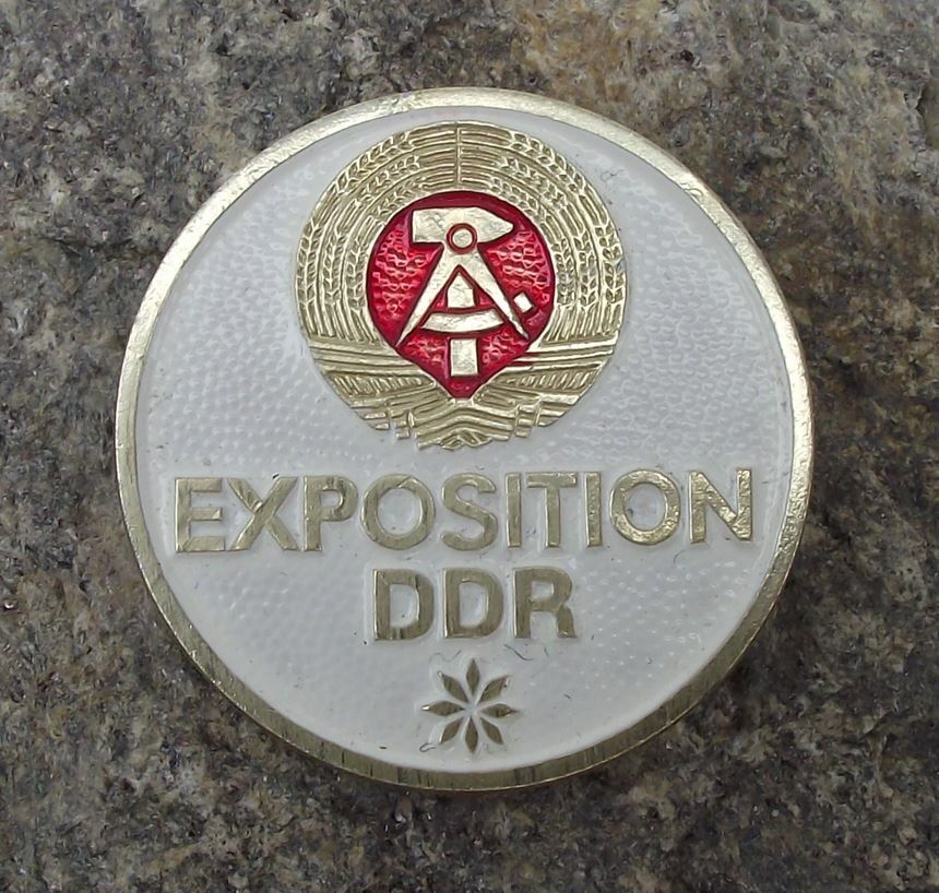 Exposition DDR East Germany Expo GDR German Trade Show Exhibition Pin Badge - Badgecrazy