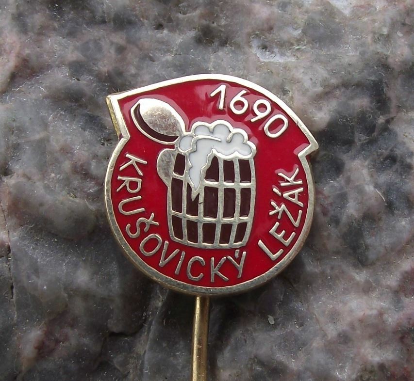 Antique Krusovice Czech Beer Krusovicky Lezak 1690 Lager Tankard & Lid Pin Badge - Badgecrazy