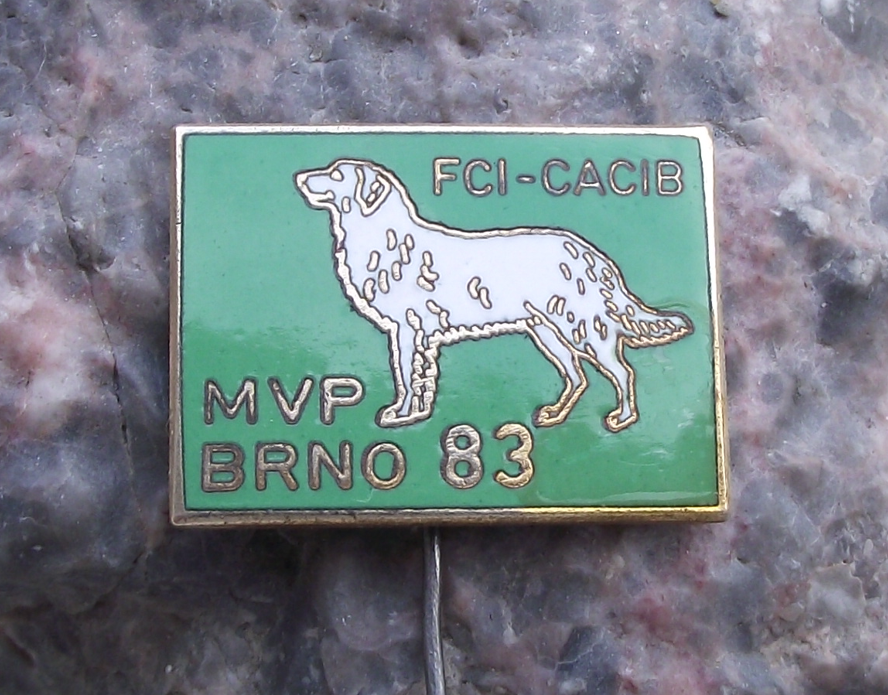 1983 CACIB Retriever Breed World Champion Dog Show FCI Event Brno Pin Badge - Badgecrazy