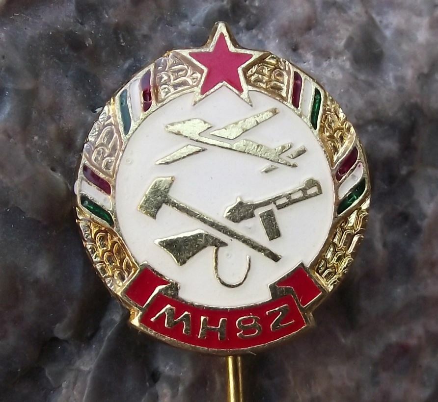 Hungary Civil Defense MHSz MHS Gun Hammer Red Star Aircraft Motif Pin Badge - Badgecrazy