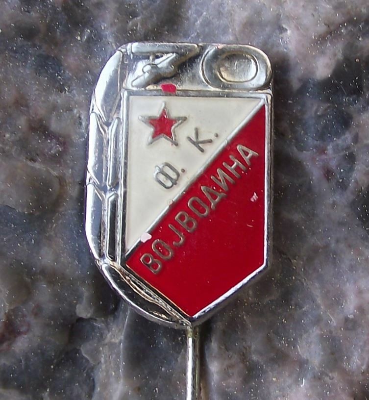 1984 FK Vojvodina Serbia Yugoslavia Football Club 70th Anniversary Pin Badge - Badgecrazy