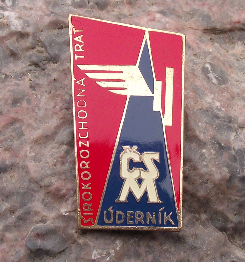 Vintage CSM Czechoslovakia Youth Organisation Railway Volunteer Pin Badge - Badgecrazy