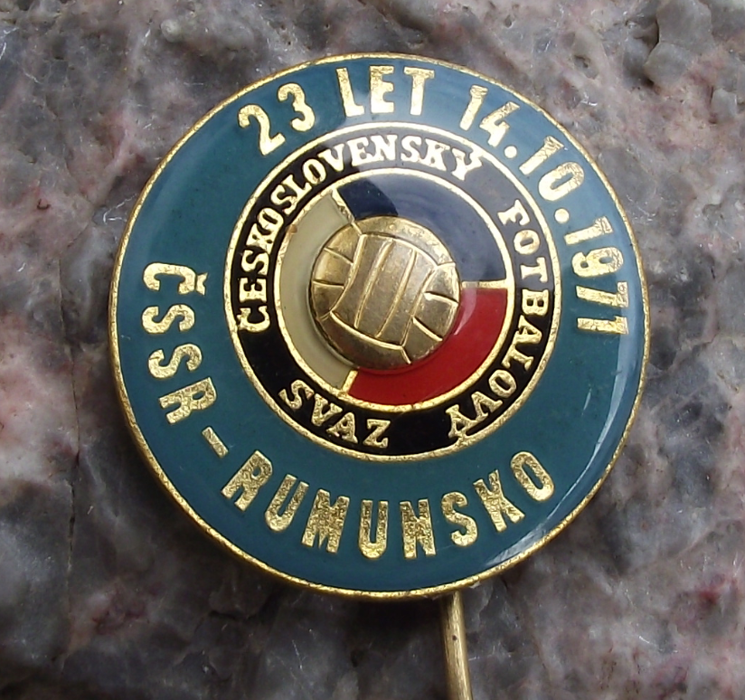 1971 Czechoslovakia vs Romania 23rd Tournament Football Soccer Tie Pin Badge - Badgecrazy