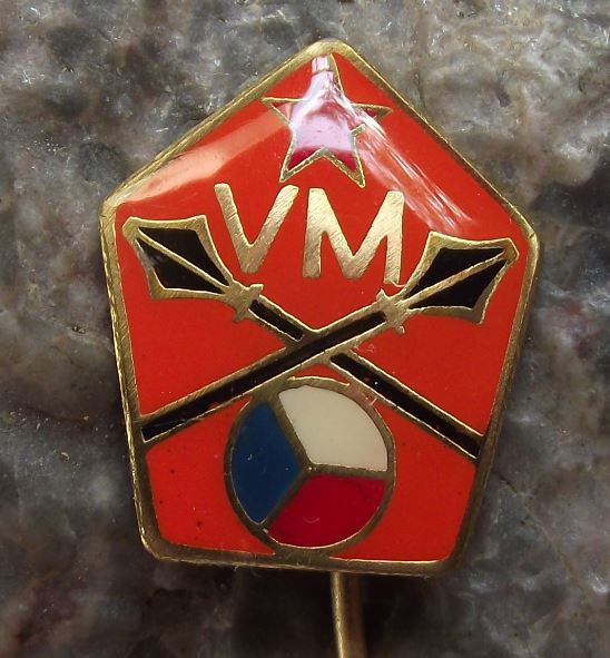Army Museum of Czechoslovakia Communist Red Star Maces Aircraft Pin Badge - Badgecrazy