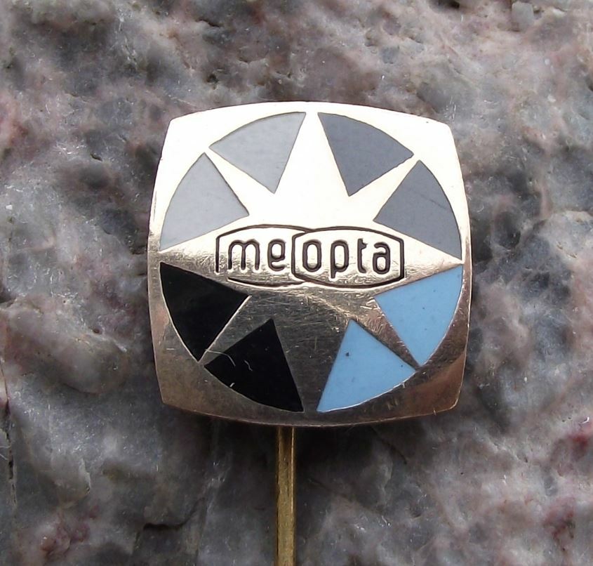 Vintage Meopta Viewmaster Meoskop Camera Optical Firm Golden Star Pin Badge - Badgecrazy