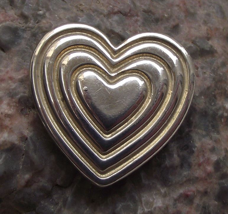 Golden Metal Within Larger Hearts Love Passion Valentine Brooch Pin Badge - Badgecrazy