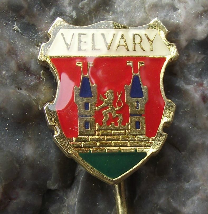 Antique Velvary Coat of Arms Czech Town Heraldic Shield Crest Pin Badge - Badgecrazy