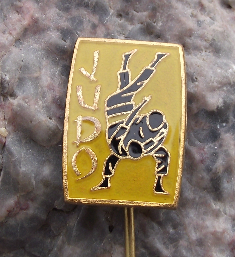 Vintage Czech Judo Association Martial Arts Throw Hold Fighting Club Pin Badge - Badgecrazy