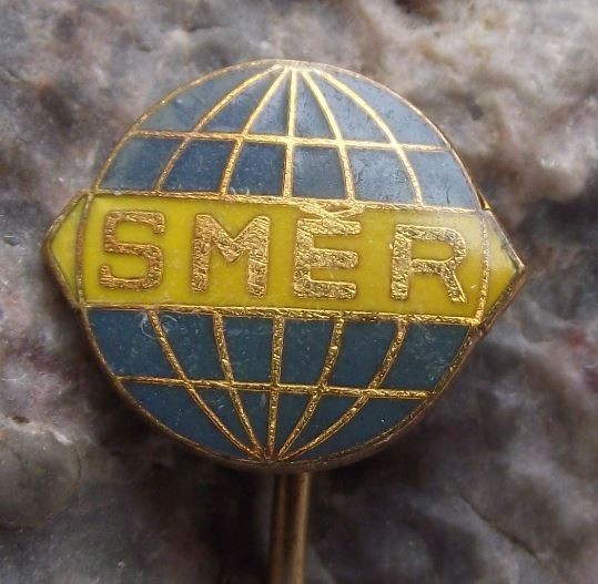 Antique Smer Plastic Military Scale Models & Toy Maker Advertising Pin Badge - Badgecrazy