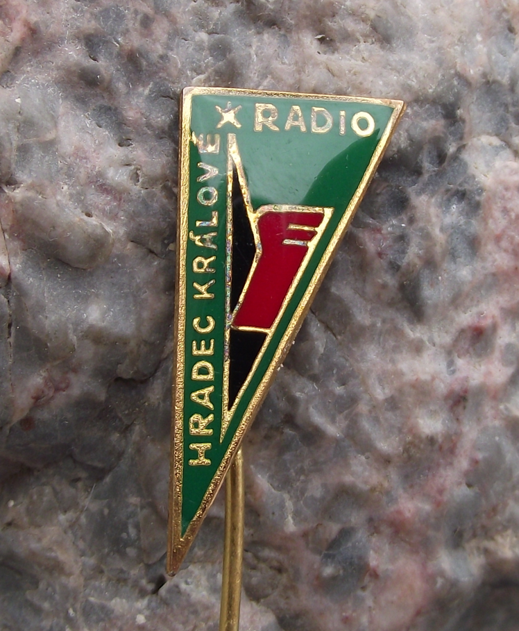Vintage Radio Hradec Kralove Czech State Broadcaster Communist Pin Badge - Badgecrazy