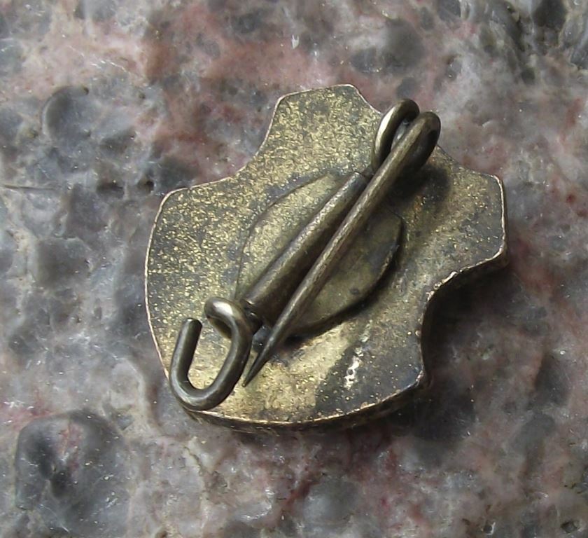 Antique SG Handwerk East Germany DDR GDR Football Soccer Team Shield Pin Badge - Badgecrazy
