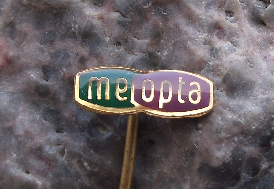 Vintage Meopta Czech Stereo TLR & Spy Camera Company Advertising Logo Pin Badge - Badgecrazy