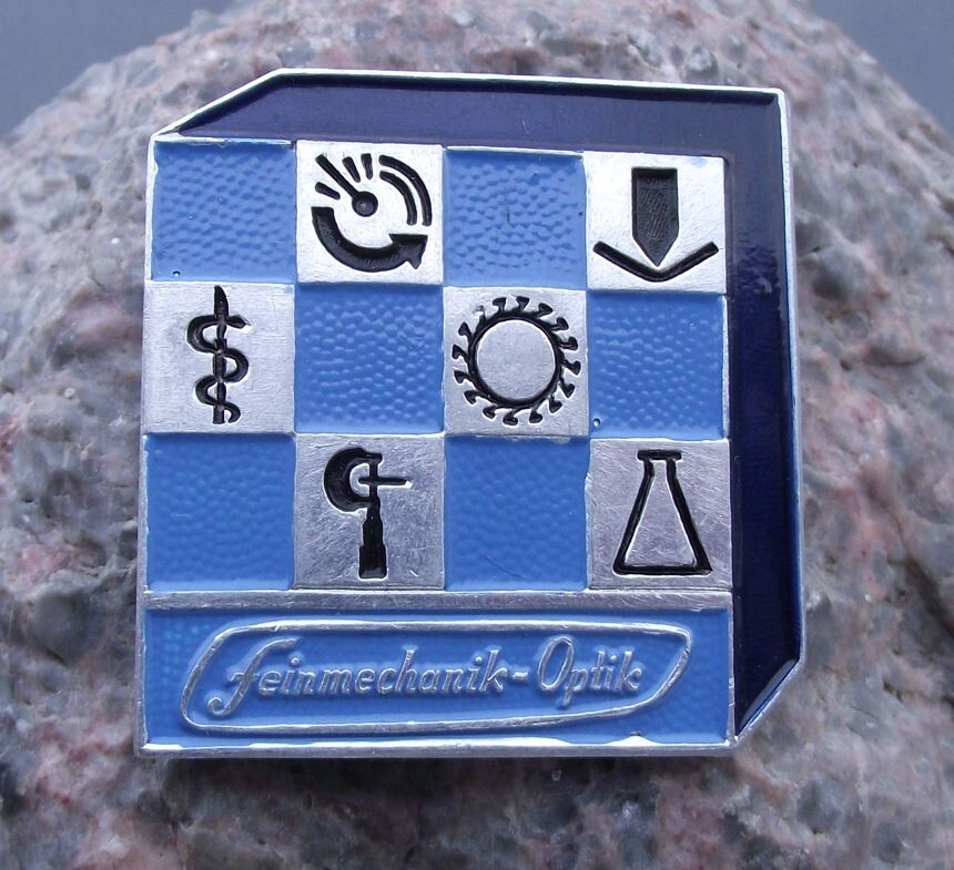 Vintage VEB Feinmechanik Optik East Germany DDR GDR Engineering Pin Badge - Badgecrazy