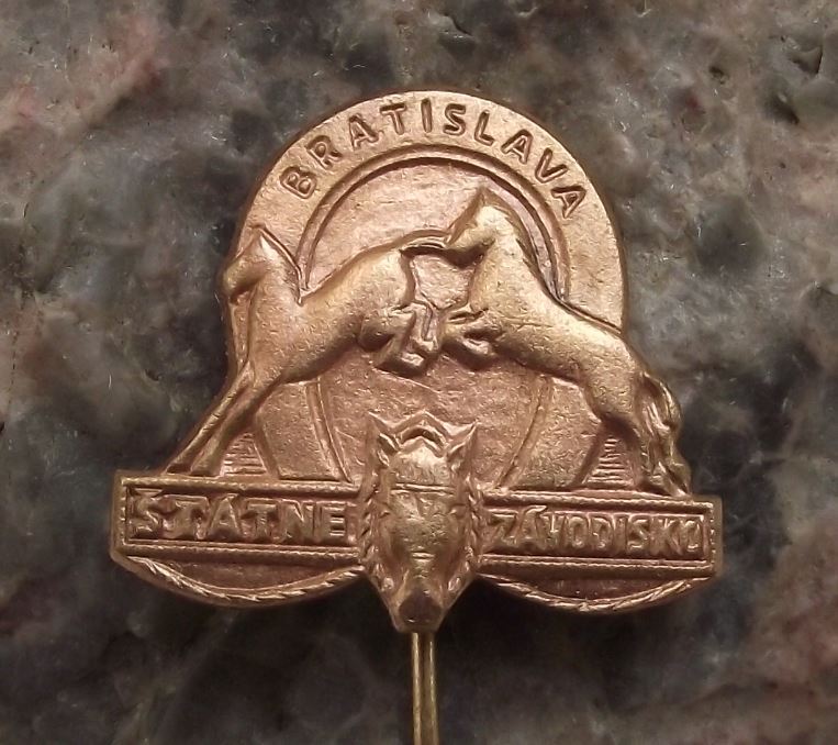 Antique Bratislava Slovakia State National Race Course Horse Racing Pin Badge - Badgecrazy