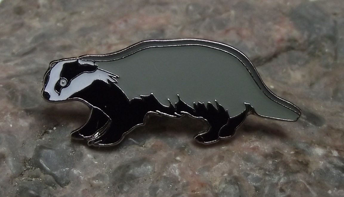 European Badger Black White Striped Face Woodland Mammal Brooch Pin Badge - Badgecrazy