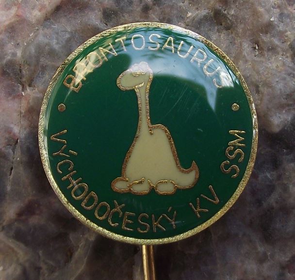 Brontosaurus Dinosaur Youth Organisation SSM of Czechoslovakia Members Pin Badge - Badgecrazy
