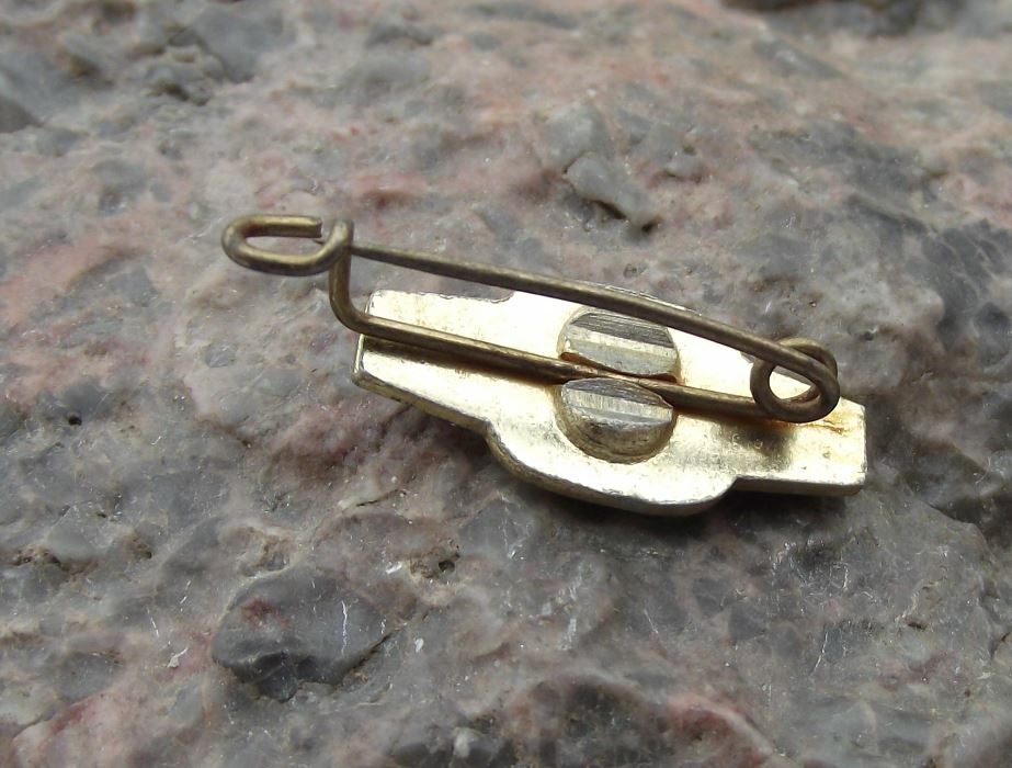 Antique VEB Rafena Television Set TV Cabinet Maker East Germany DDR Pin Badge - Badgecrazy
