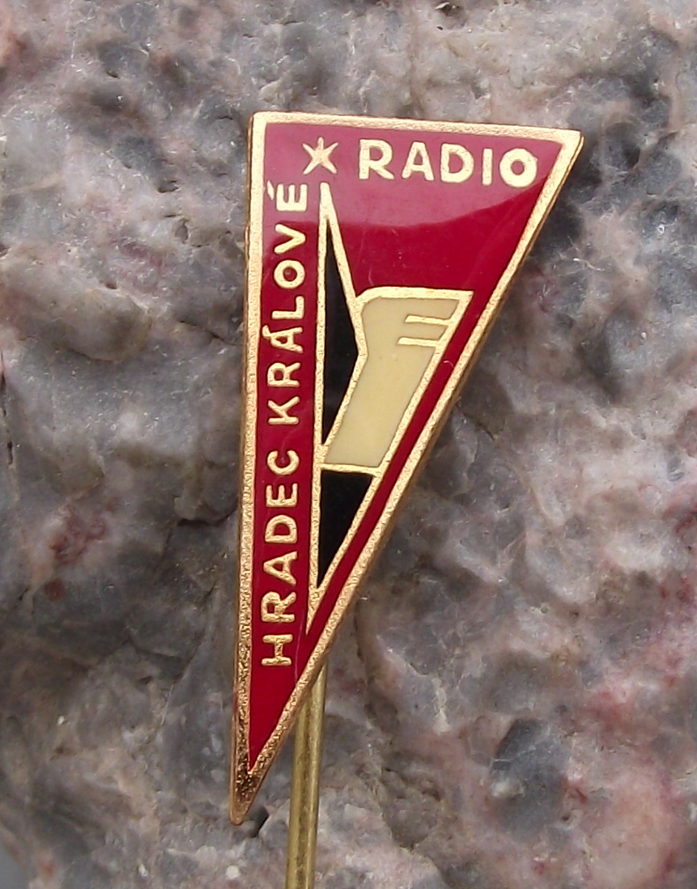 Vintage Radio Hradec Kralove Czech State Broadcaster Communist Pin Badge - Badgecrazy