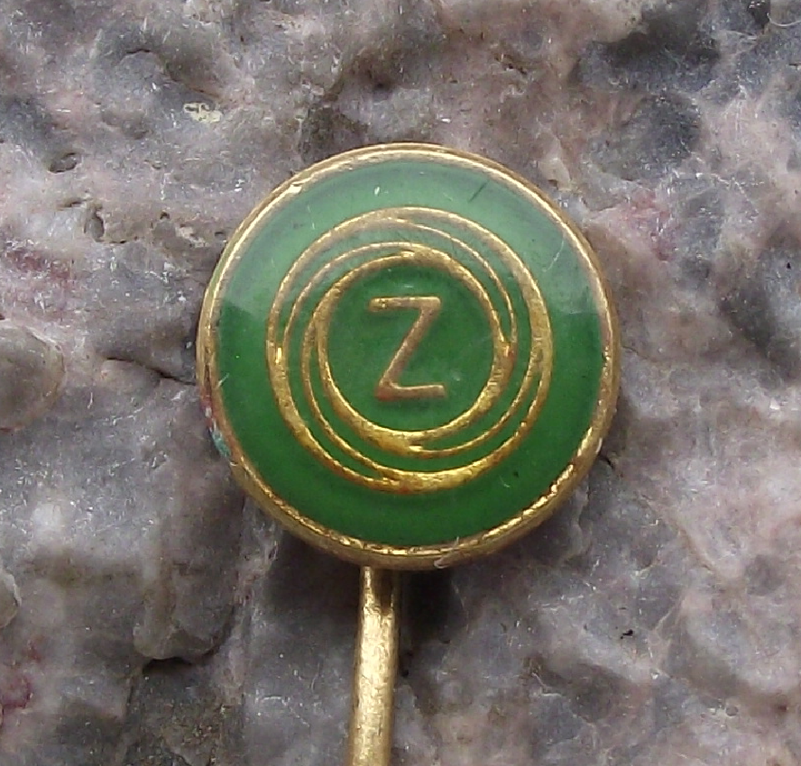 Vintage CZ Weapons Rifles Gun Pistol Factory Czechoslovakia Logo Green Pin Badge - Badgecrazy