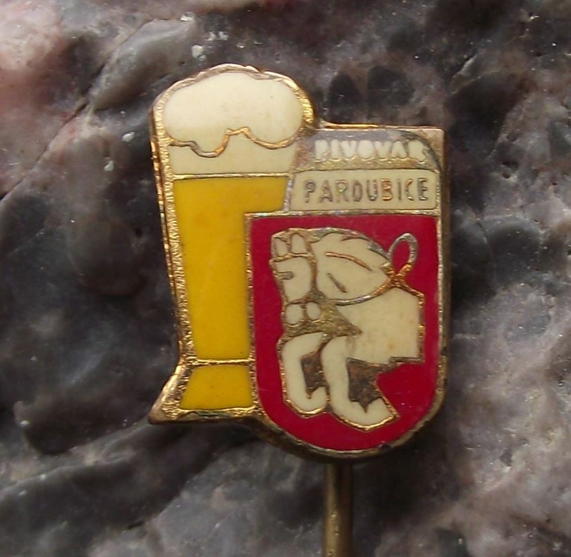 Vintage Pivovar Pardubice Czechoslovakia Beer Lager Horse Motif Logo Pin Badge - Badgecrazy