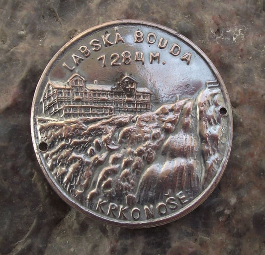 Labska Bouda Krkonose Mountains 1284m Walking Lodge Stick Shield Stocknagel - Badgecrazy