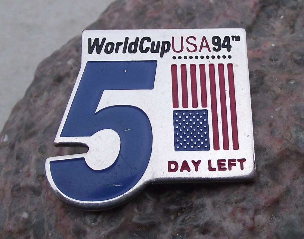 1994 Fifa World Cup USA United States Soccer Football 5 Days Left Tie Pin Badge - Badgecrazy