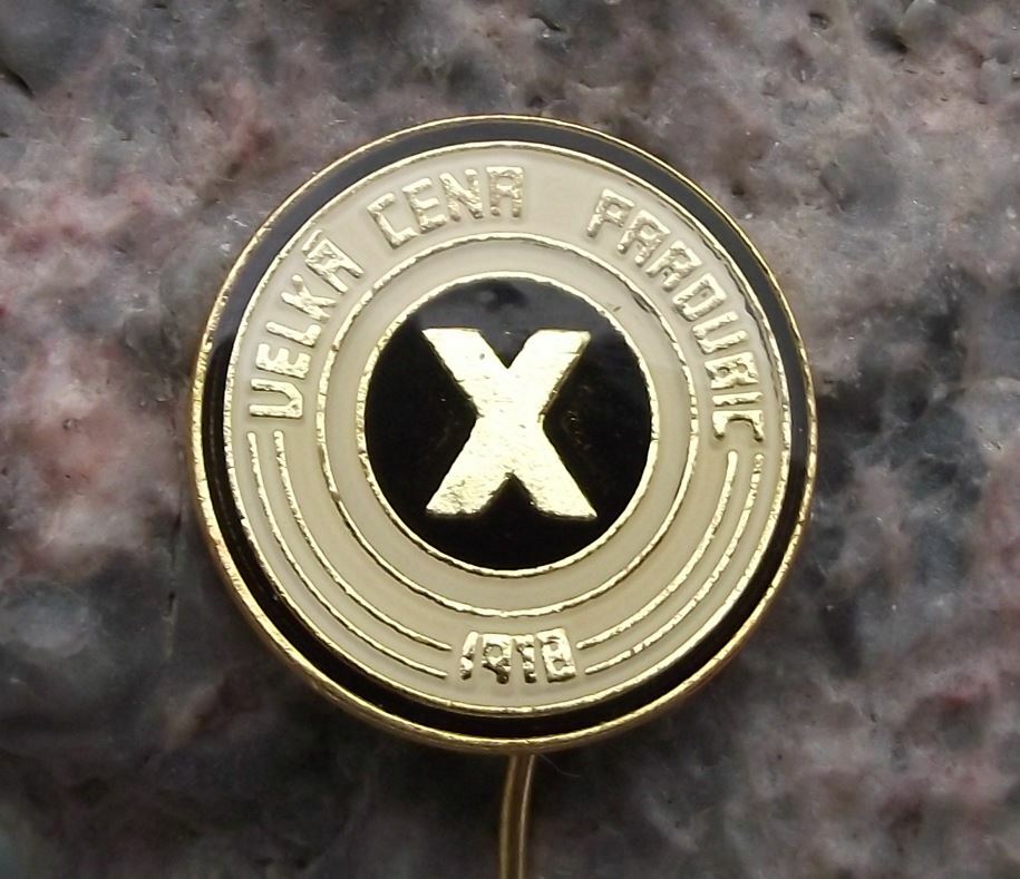 Vintage Tenth X Shotgun Trap Skeet Clay Target Shooting Pardubice Gun Pin Badge - Badgecrazy
