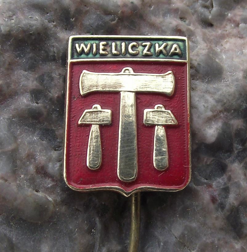 Vintage Wieliczka Poland Polish Heraldic Crest Coat of Arms Pin Badge - Badgecrazy