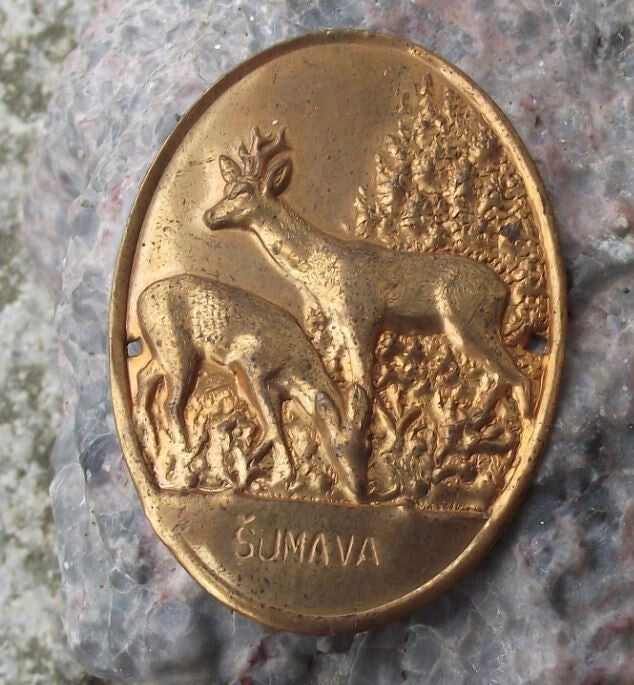 Vintage Sumava Mountains Pair Deer Stag Hunter Walking Stick Shield Stocknagel - Badgecrazy