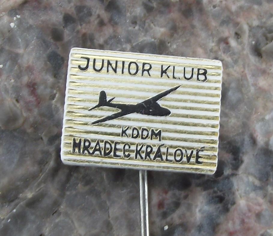 Vintage Hradec Kralove Junior Aircraft Flying Club Glider Gliding Pin Badge - Badgecrazy