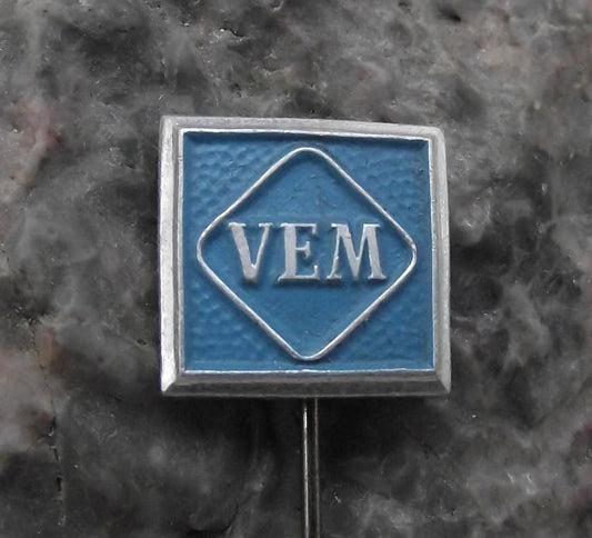 Warenzeichenverband VEM Engineering Electrical Firm East Germany DDR Pin Badge