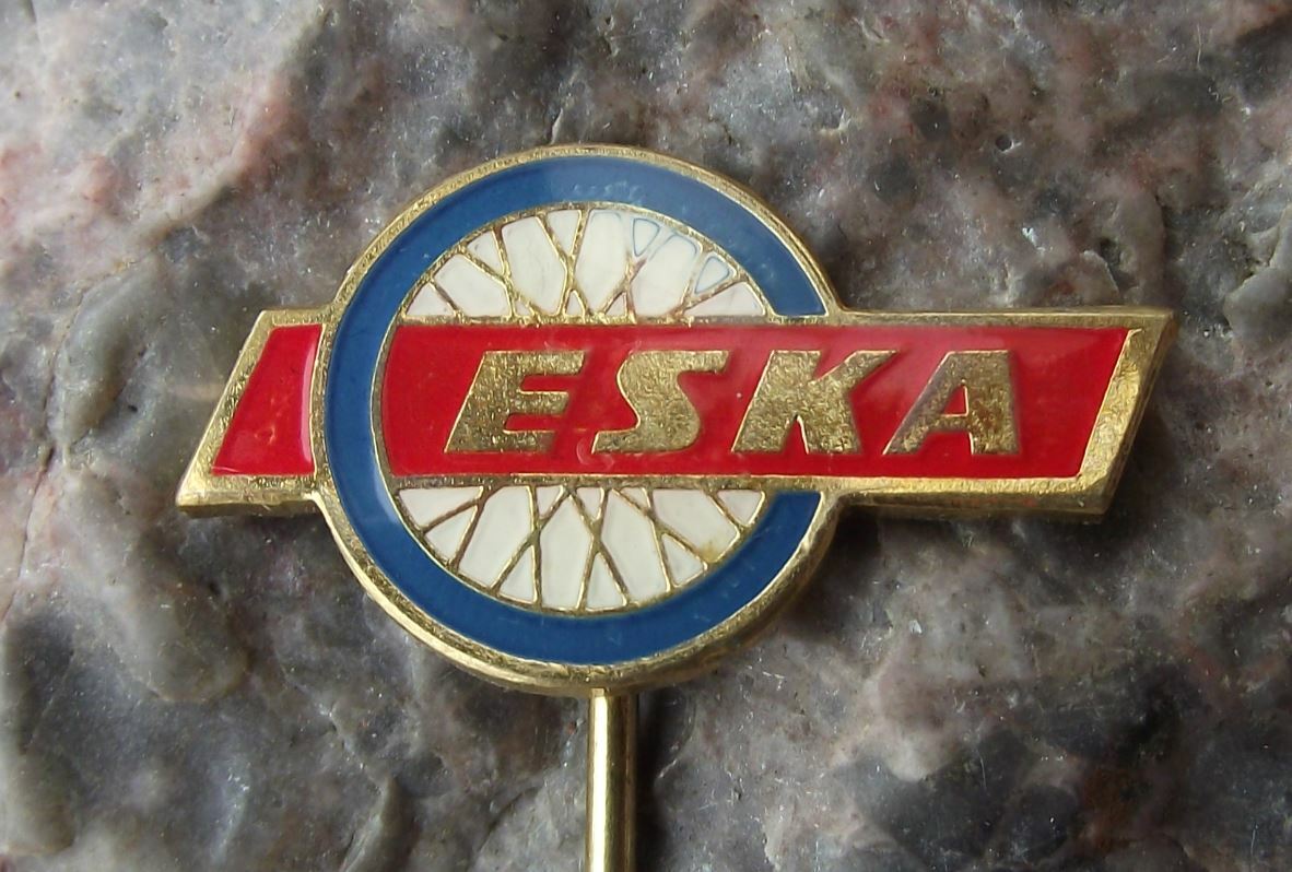 Vintage ESKA Bicycle Motorbike Factory Company Logo Cycle Bike Wheel Pin Badge - Badgecrazy