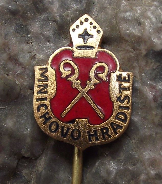 Antique Mnichovo Hradiste Munchengratz Bishop Mitre Crosier City Crest Pin Badge - Badgecrazy
