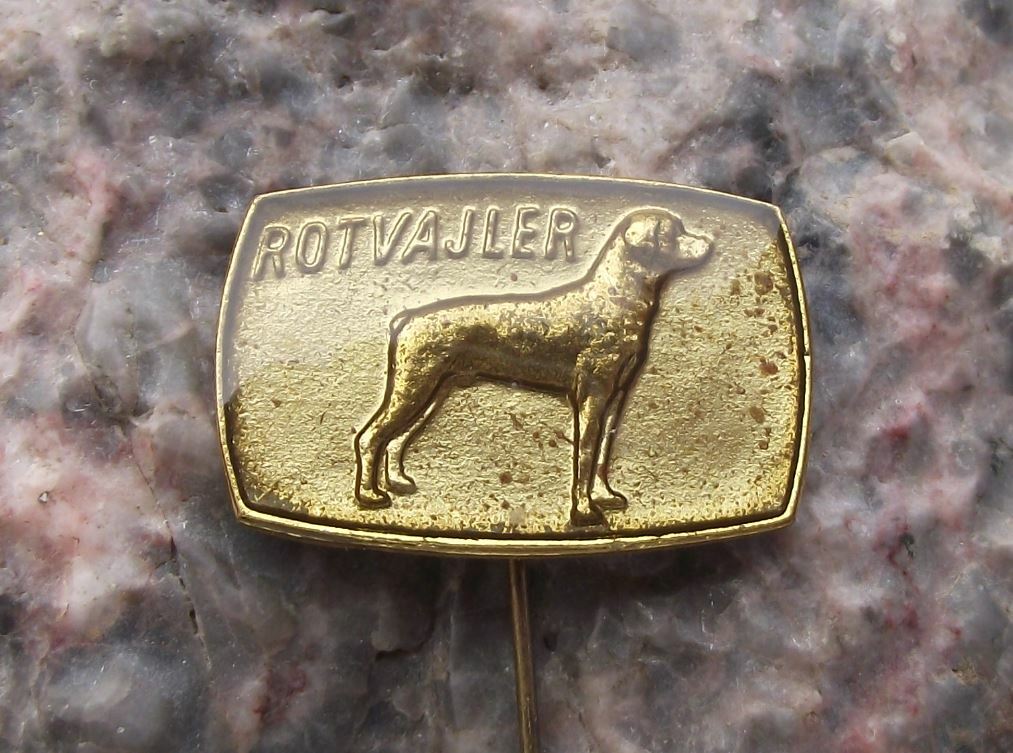 Vintage Rottweiler Rottie Rot Pedigree Czech Dog Breeders Association Pin Badge - Badgecrazy