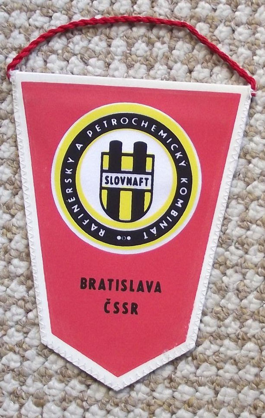 Slovnaft Slovak Oil Refinery Petrochemical Industry Fuel Gas Petrol Pennant Flag - Badgecrazy