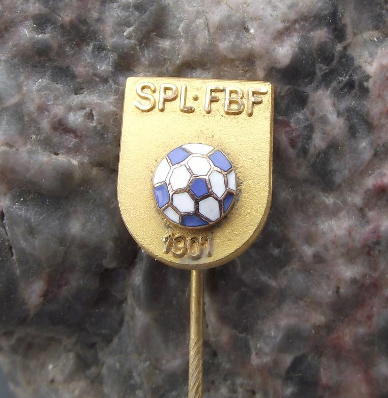 Antique Football Association of Finland SPL FBF 1907 Soccer Crest Pin Badge - Badgecrazy