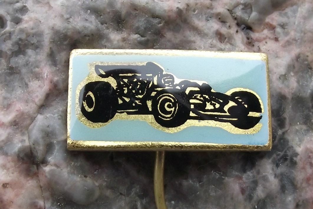 Formula 1 One F1 Grand Prix Track Racing Car Race Lotus Souvenier Pin Badge - Badgecrazy