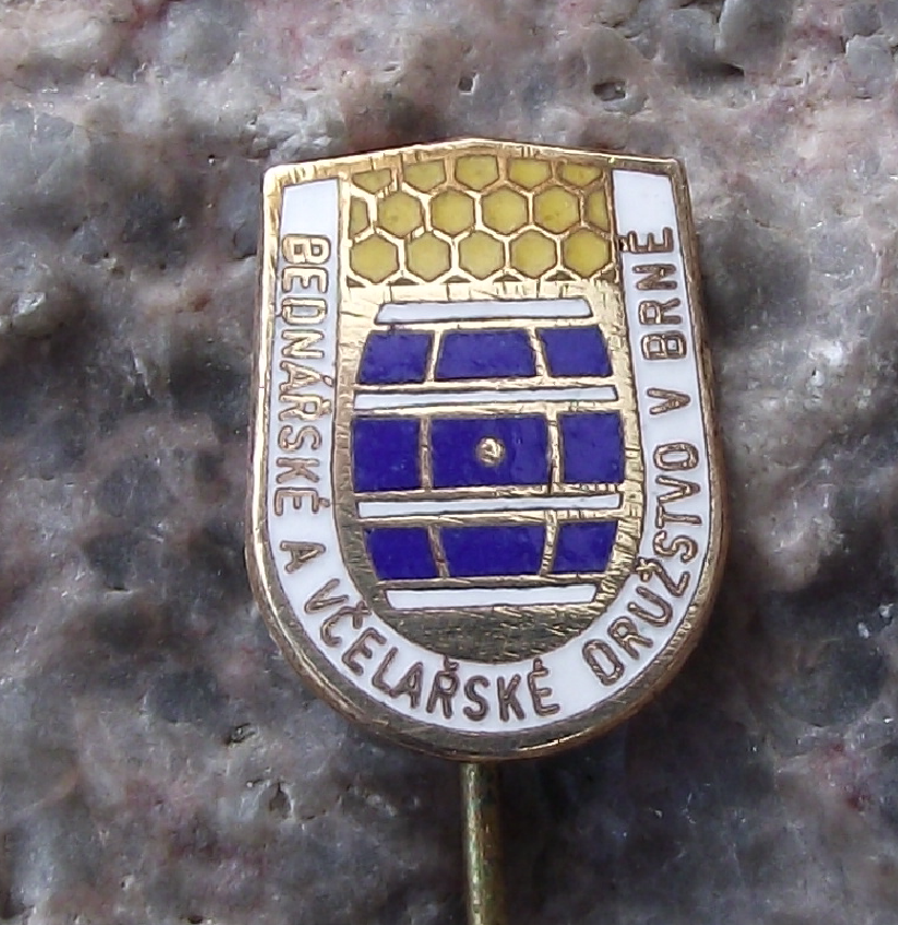 Vintage Czech Bee Keeping and Cooper Barrel Makers Trade Union Brno Pin Badge - Badgecrazy