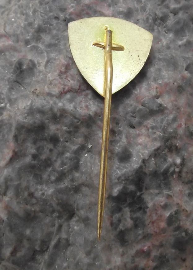 1985 Slovakia International Marathon Running Race MMM Kosice Athletics Pin Badge - Badgecrazy