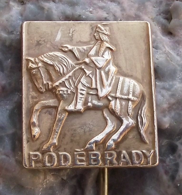 Vintage Hussite Czech Town Jiri George of Podebrady Travel Souvenier Pin Badge - Badgecrazy